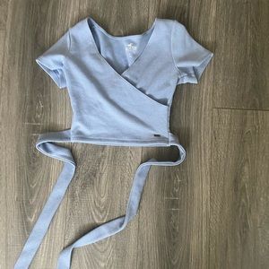 Hollister wrap top xxs